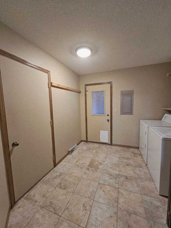3422 Idlewild Ct - Photo 7 of 17
