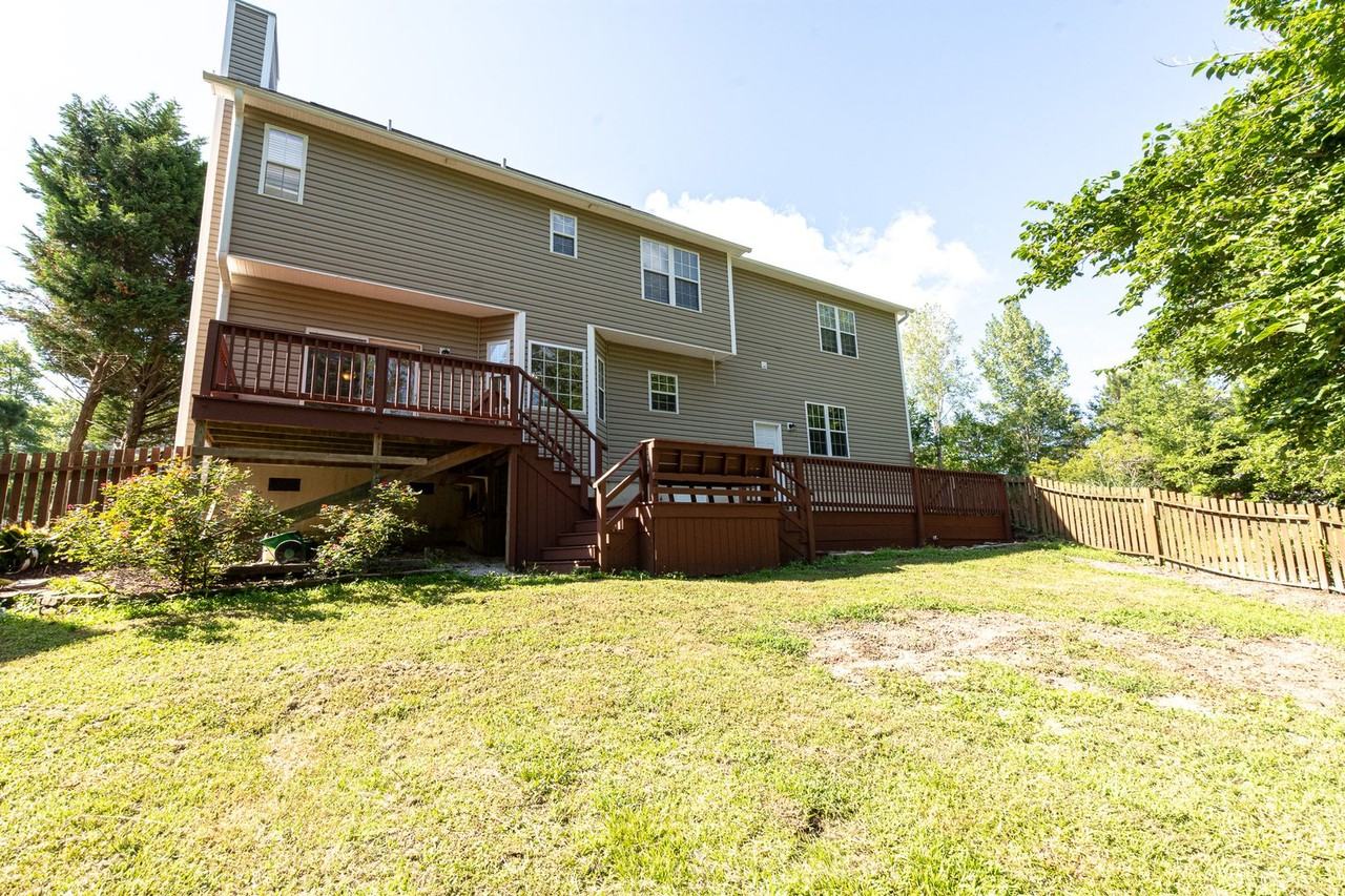 410 Celtic Ash St - Photo 2 of 50