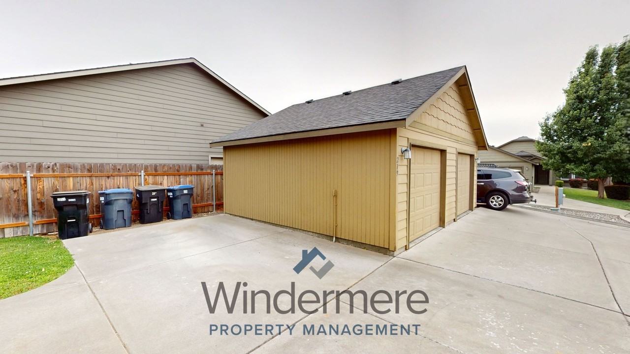 217 Marjorie Pl - Photo 4 of 27