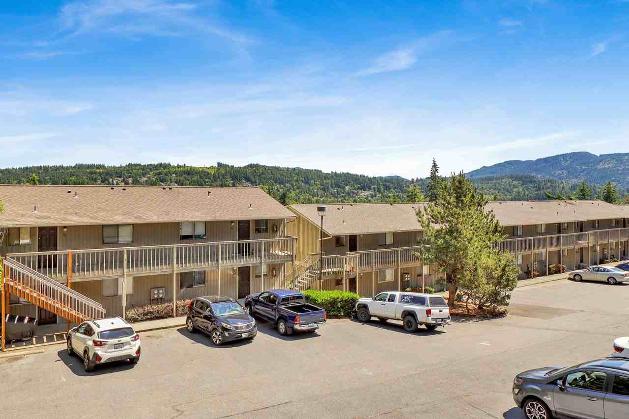 University Hills - Photo 7 of 50