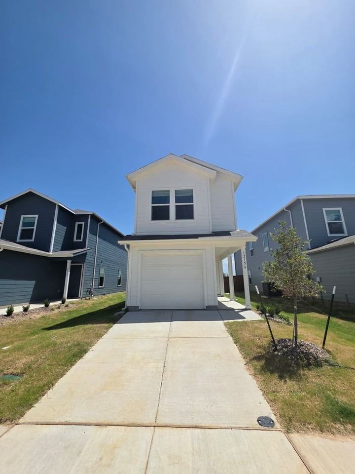 12156 Morgan Dr - Photo 2 of 19