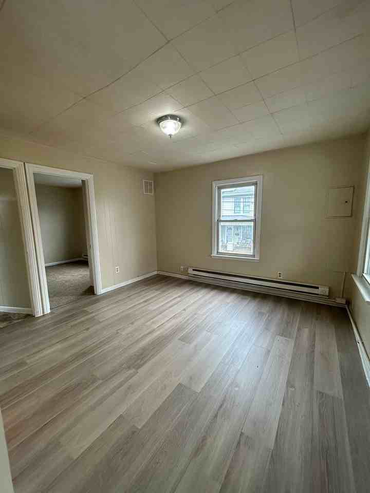 25 N 28th St