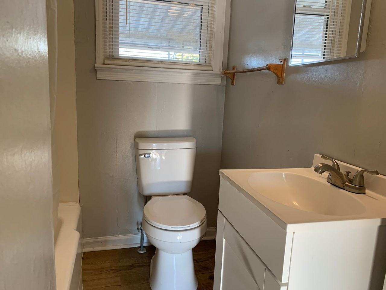 804 14th Street - Photo 7 of 10