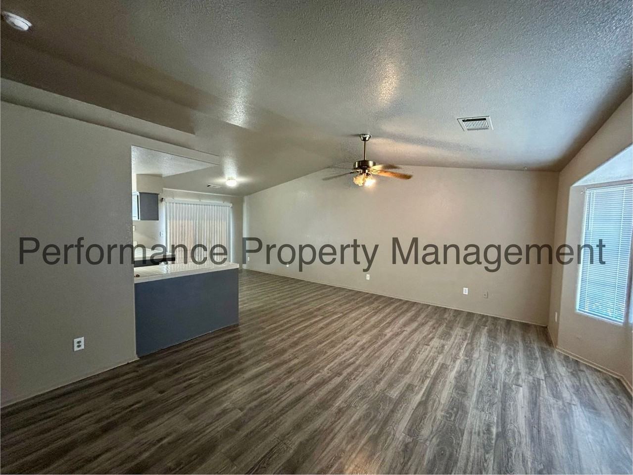 814 Encanto Way - Photo 3 of 19