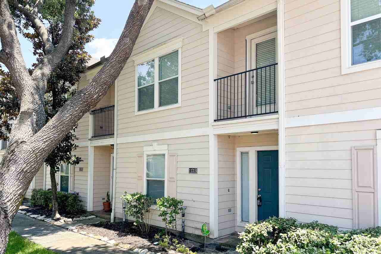 1131 West 24th Street - Photo 3 of 27