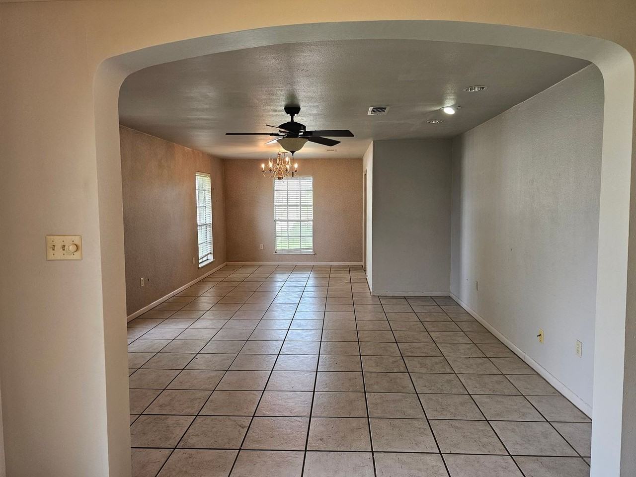 1514 Pecan Street - Photo 3 of 20