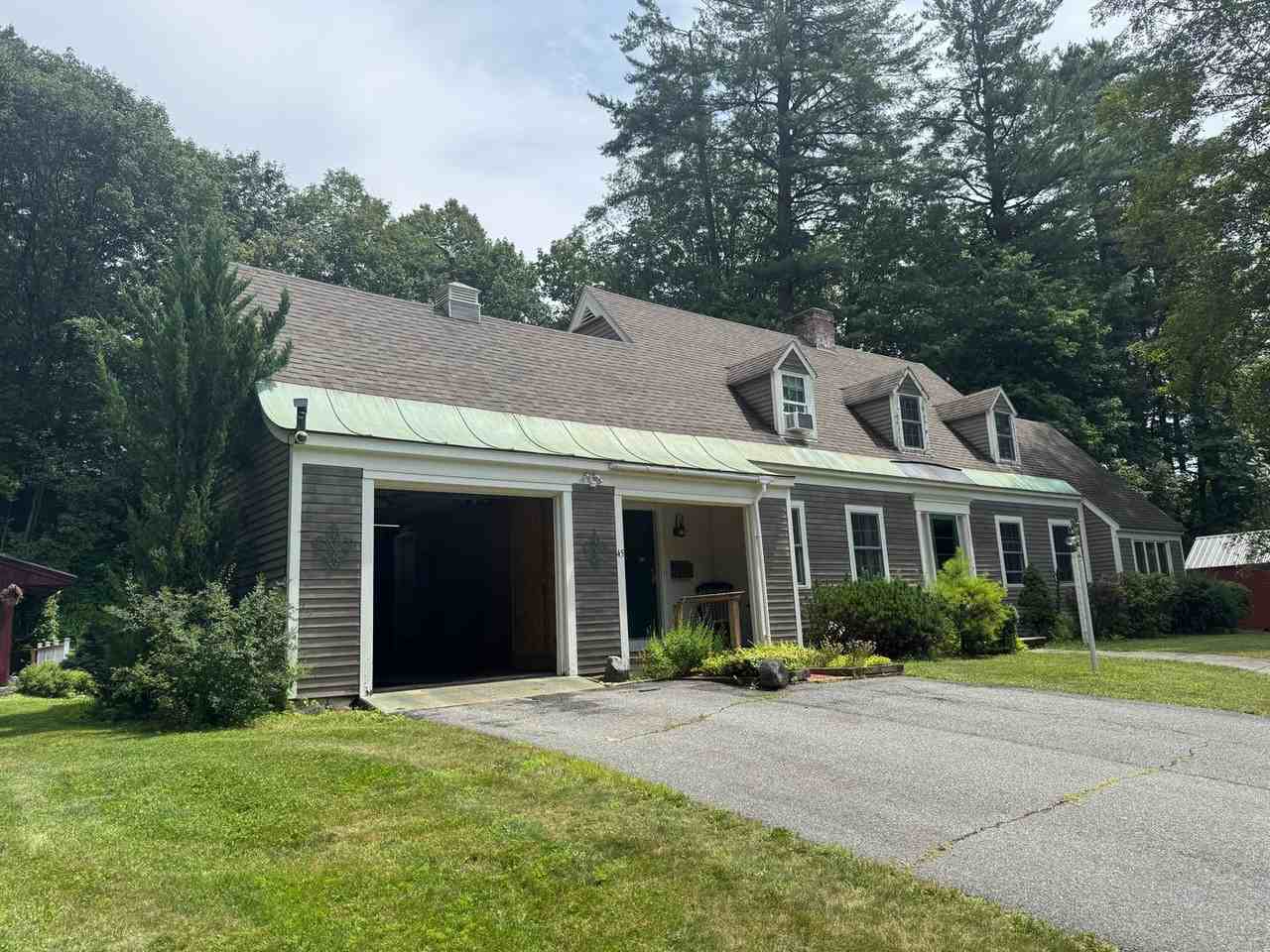 45 Common St. - Photo 5 of 50