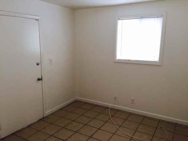 721 Flint Ave - Photo 2 of 16