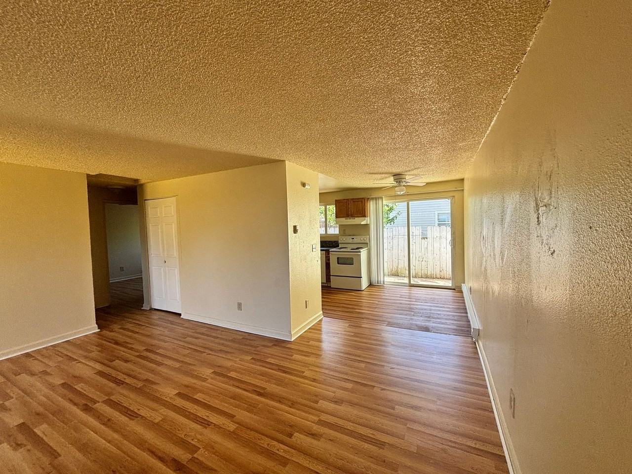 4192 Sw 170th Ave - Photo 5 of 13