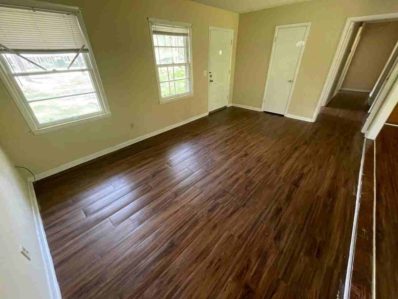 223 S. Edgewood Dr. - Photo 4 of 12