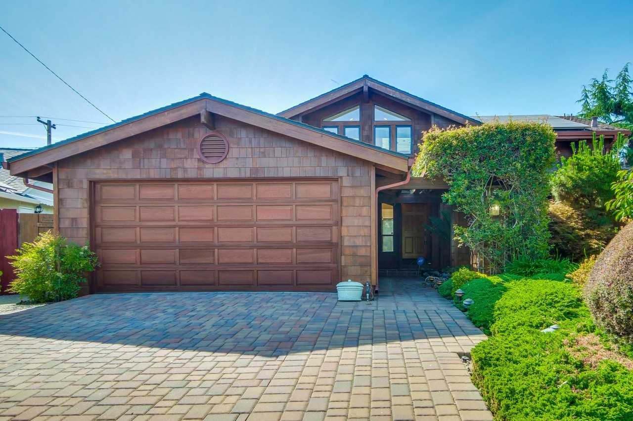 1154 Fairford Way - Photo 2 of 50