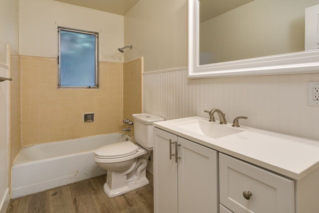 Mountain View Apartments - Photo 7 of 21