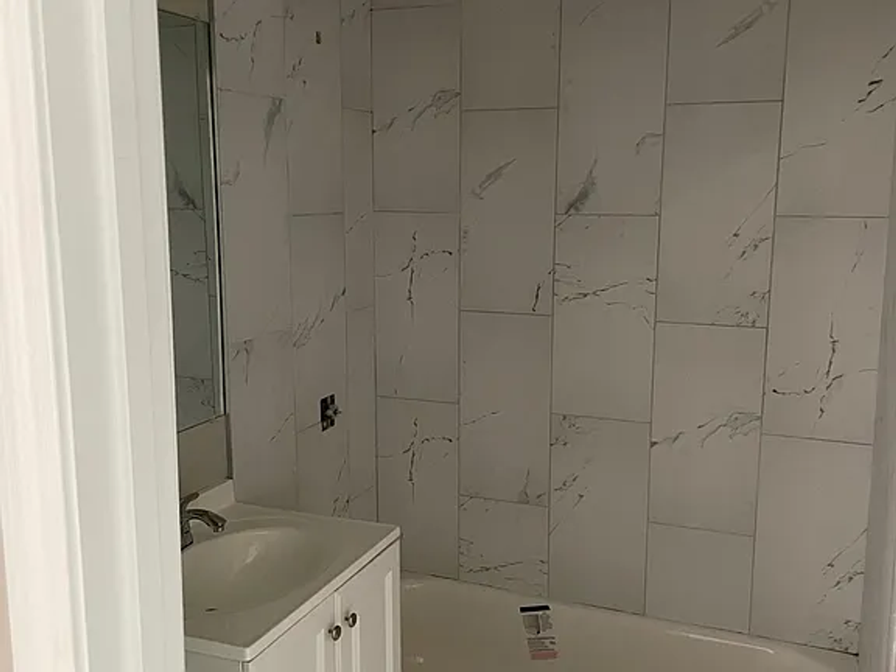 1612 Chelsea Ave - Photo 2 of 6
