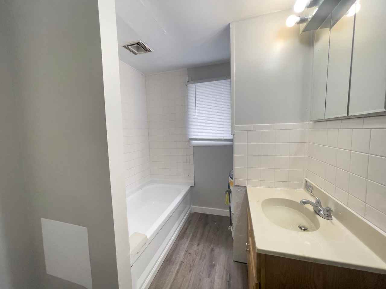 1605 E Butler St - Photo 6 of 26