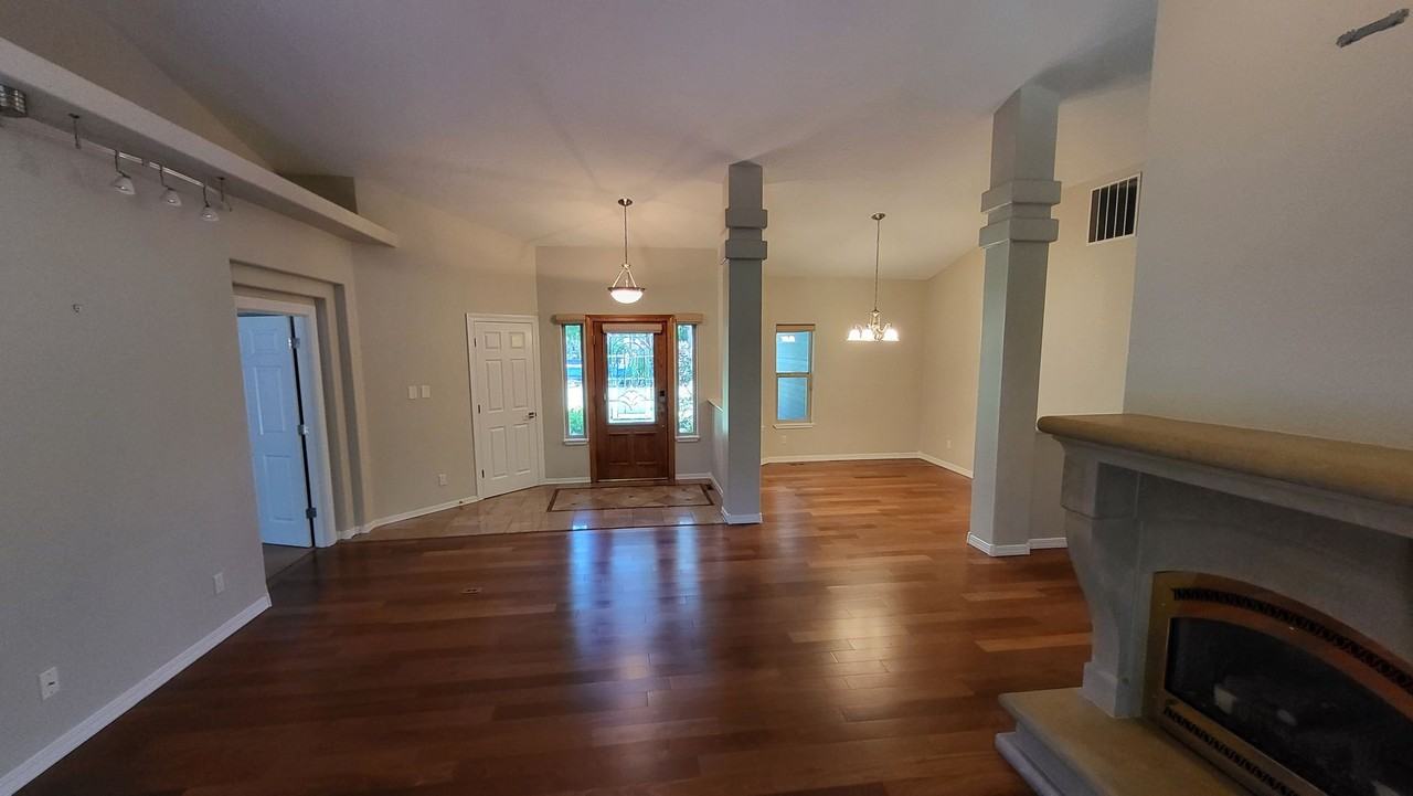 19584 Blue Lake Loop - Photo 4 of 36