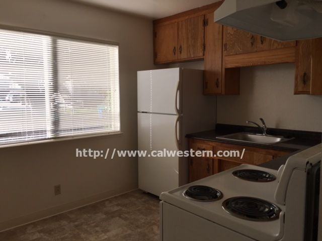 3169 Williamsburg Dr - Photo 2 of 7