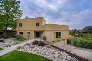 featured image of 3212 E Macdonald Dr