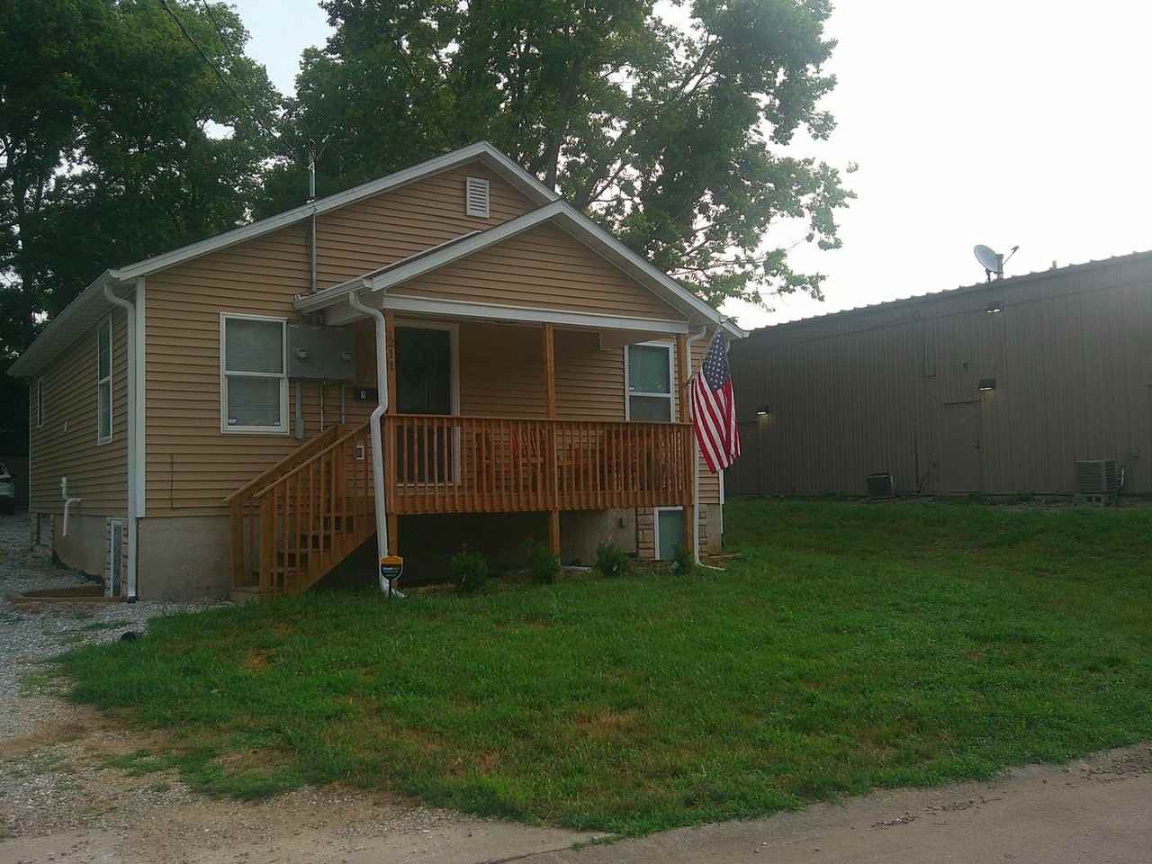 211 Hickman Avenue - Photo 2 of 22