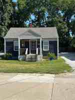 featured image of 209 Hickman Ave