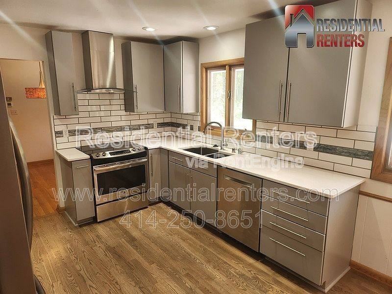 15205 Merrie Cir - Photo 2 of 10