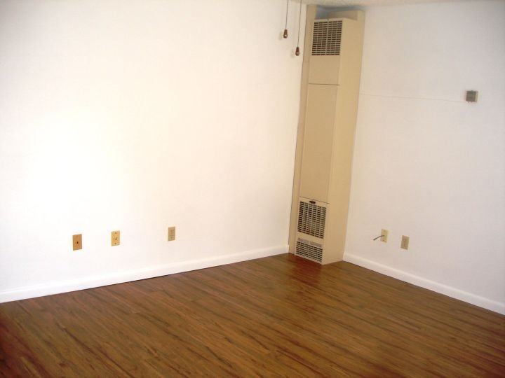 2809 3rd Ave S - Photo 3 of 5