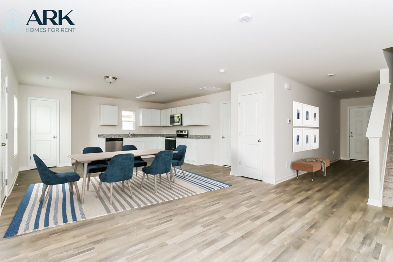 148 Jo Creek Ln - Photo 2 of 12