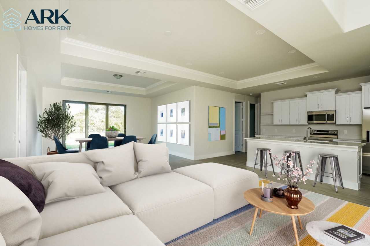 6129 Higgins Ave - Photo 6 of 17