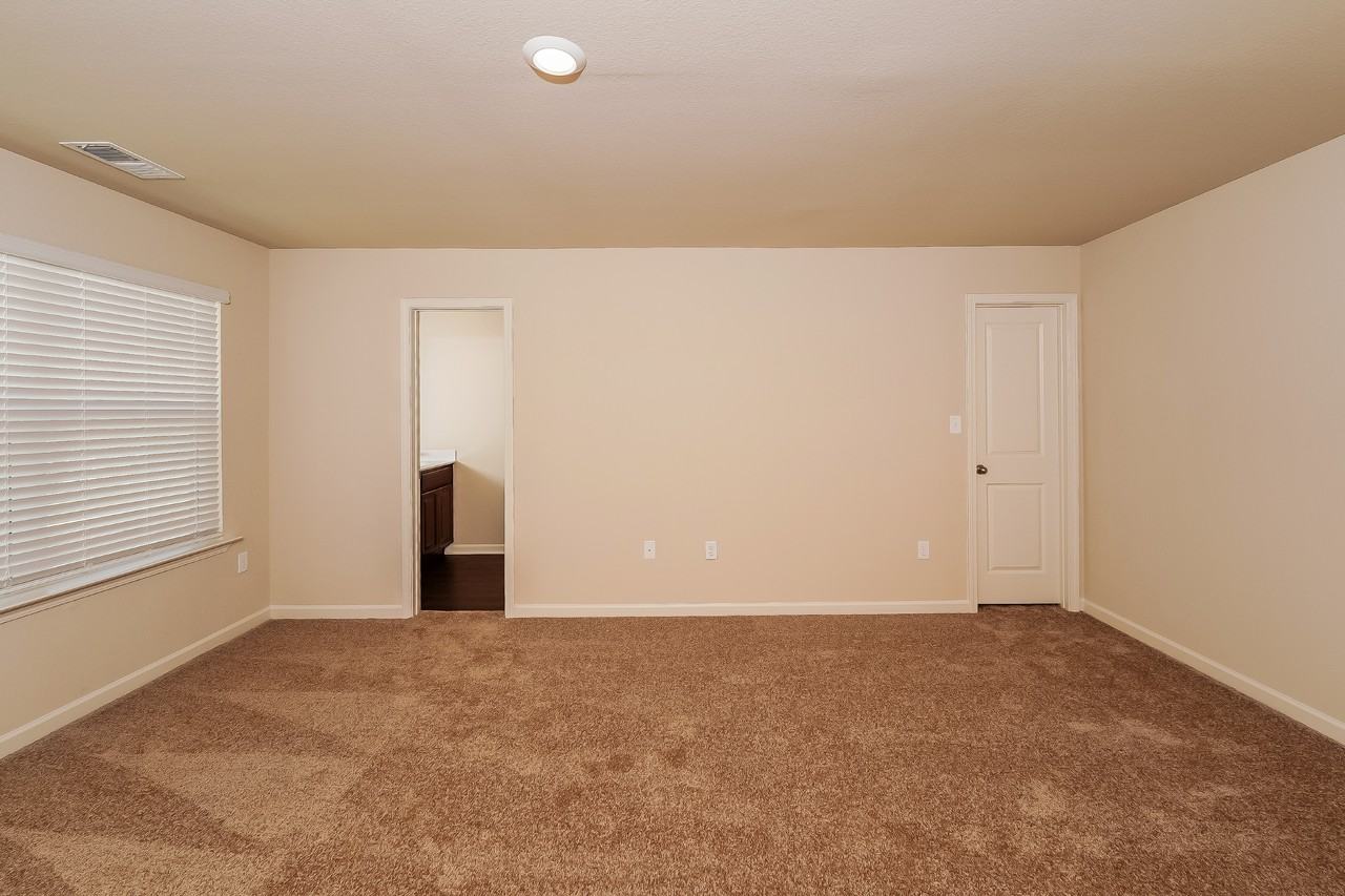 484 Clover Cir - Photo 7 of 29