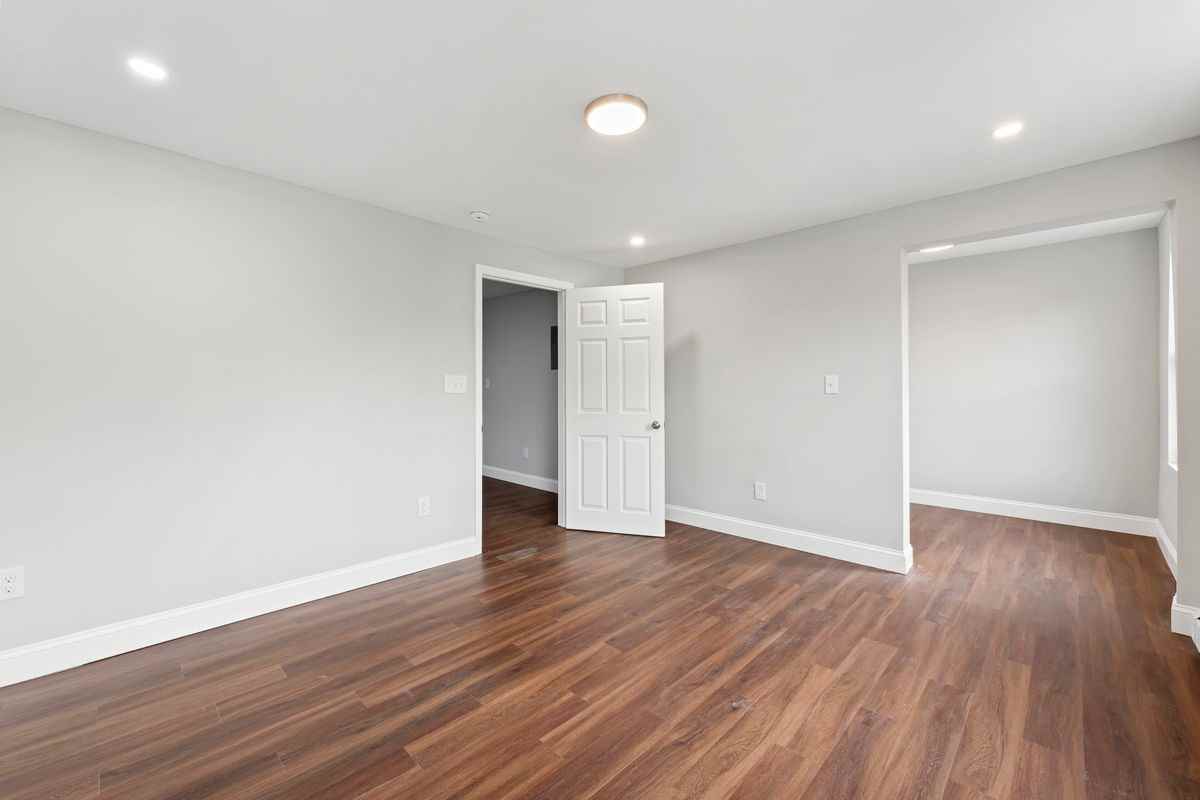 69 2nd St - Photo 7 of 24