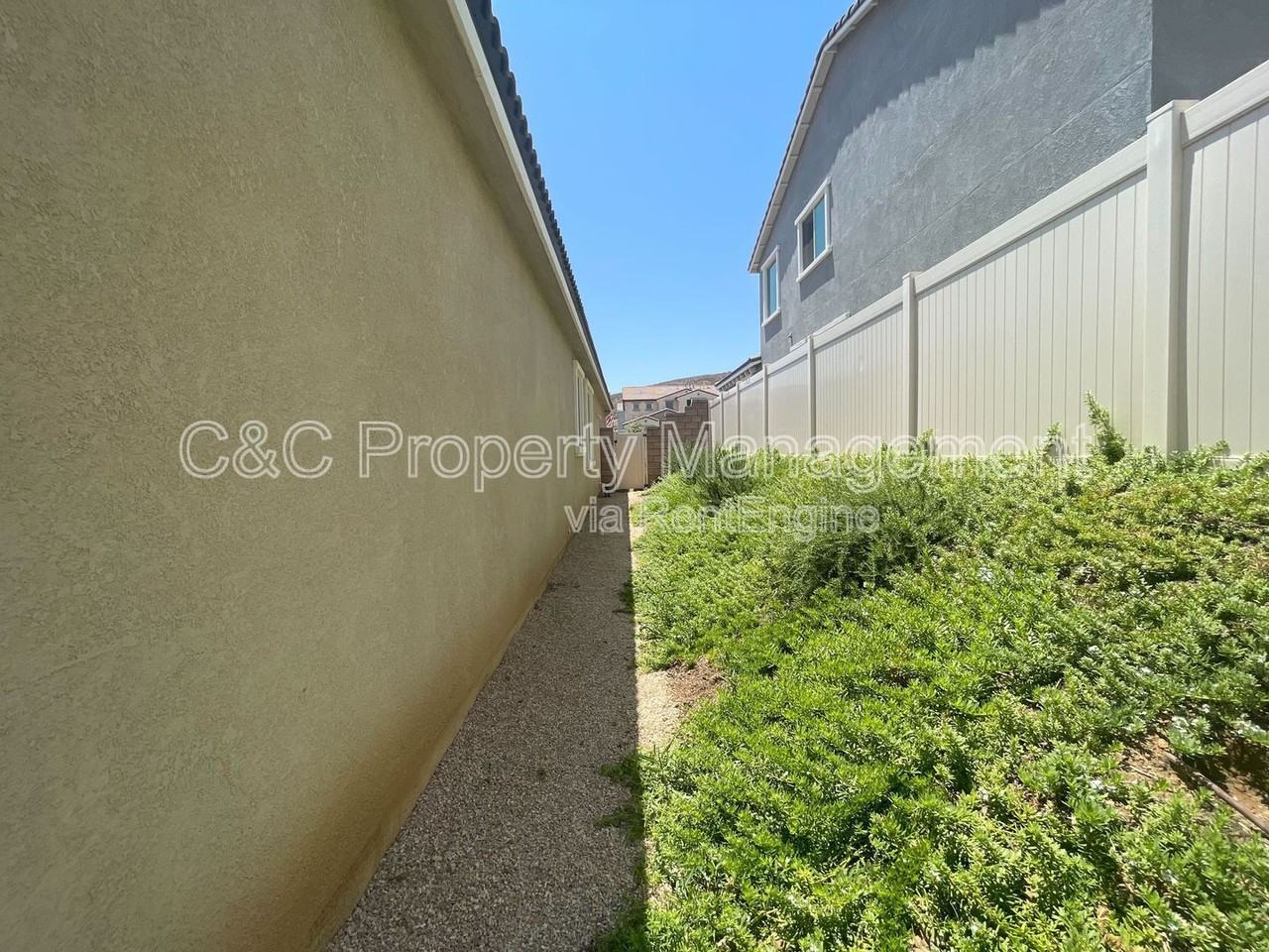25344 Picket Range Way - Photo 5 of 21