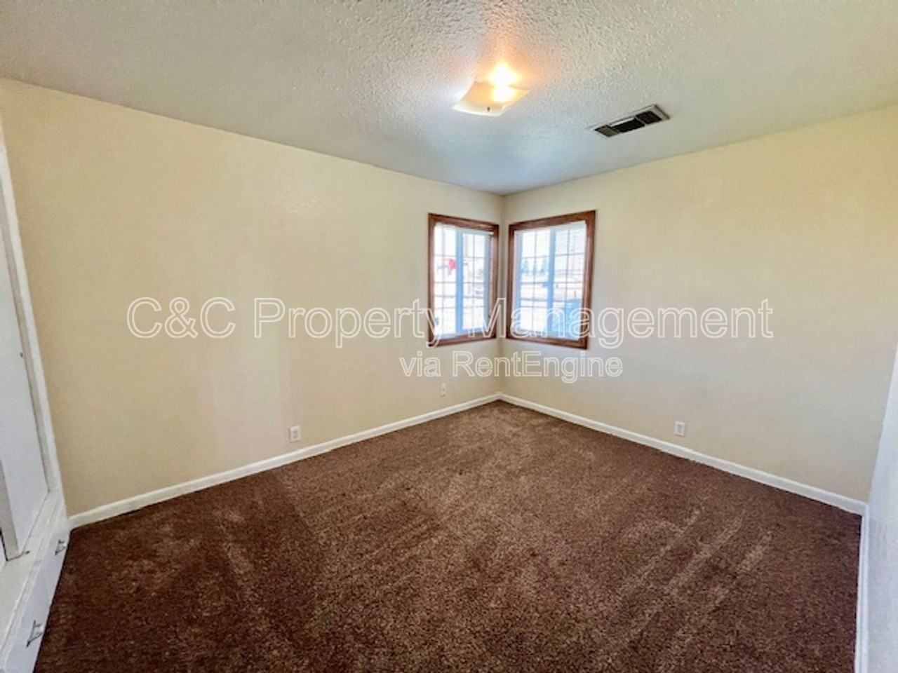 1720 Cherry Ave - Photo 6 of 12