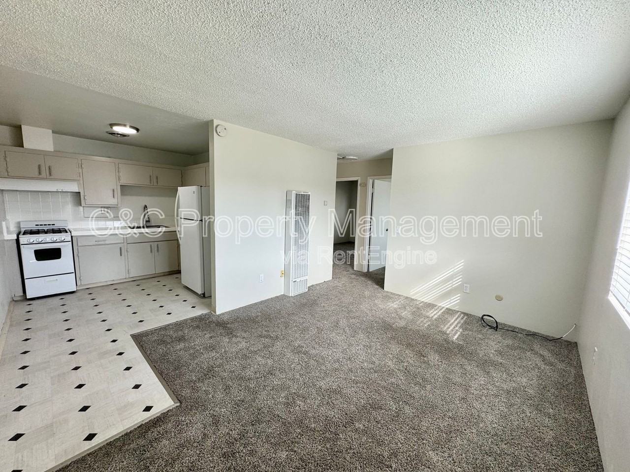 1280 Hilby Ave #26 - Photo 4 of 8