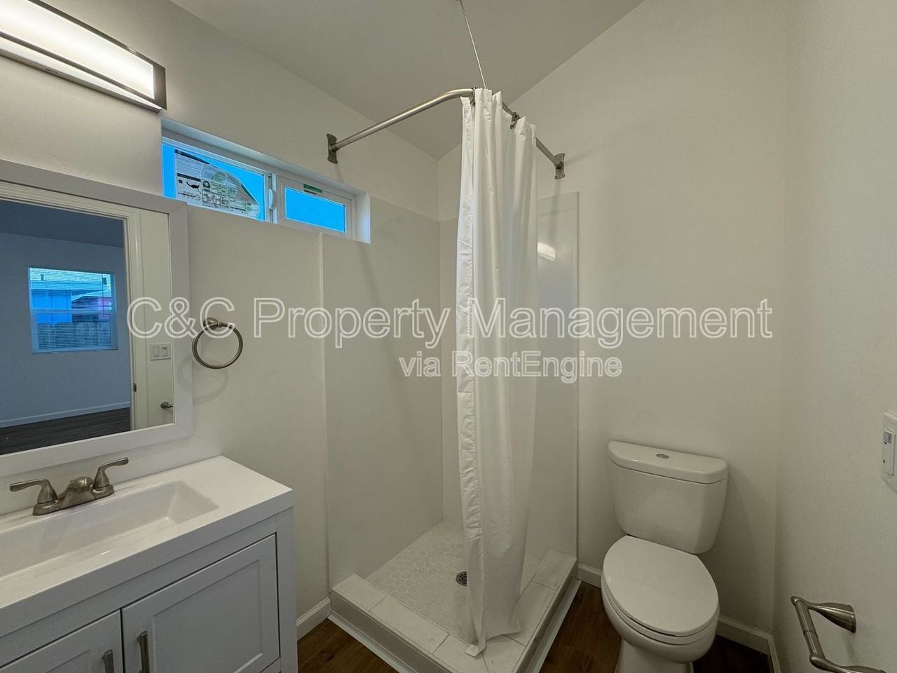 1082 Wanda Ave #F - Photo 5 of 7