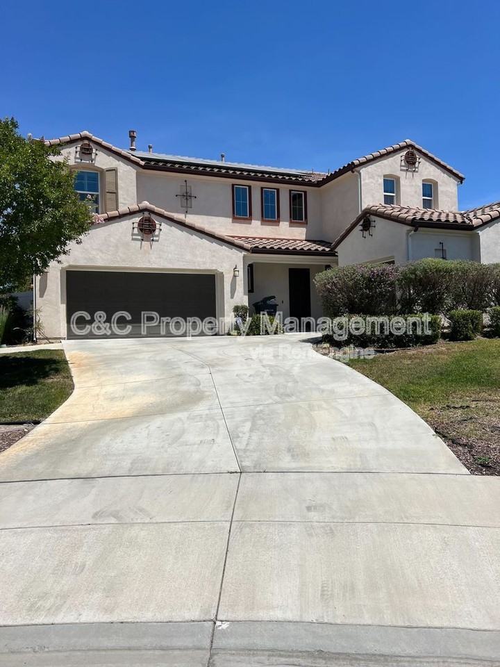 1506 Patterson Ranch Rd - Photo 2 of 21