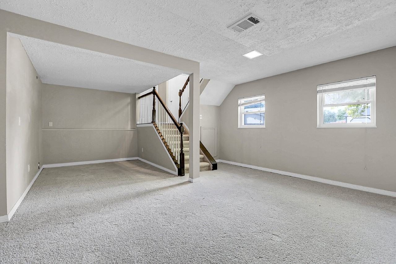 1782 S Genoa Way - Photo 6 of 47