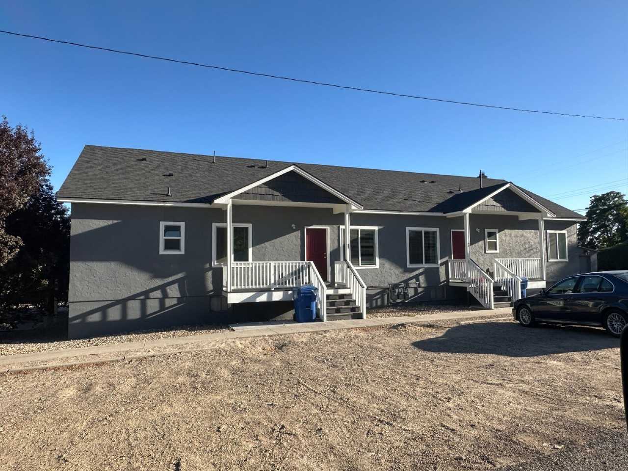 411 N 7th St - Photo 3 of 29