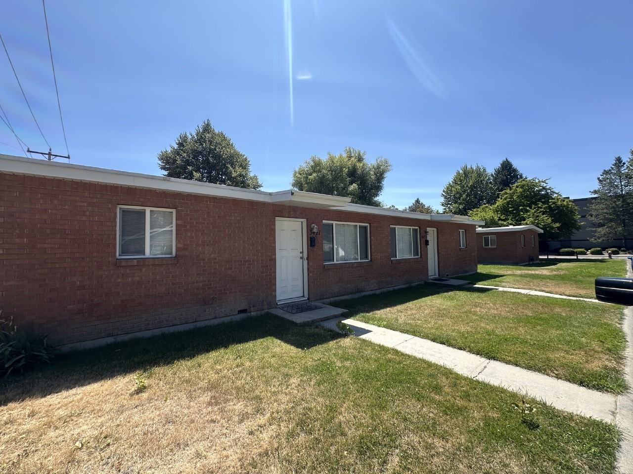 3421 W Good St - Photo 2 of 11