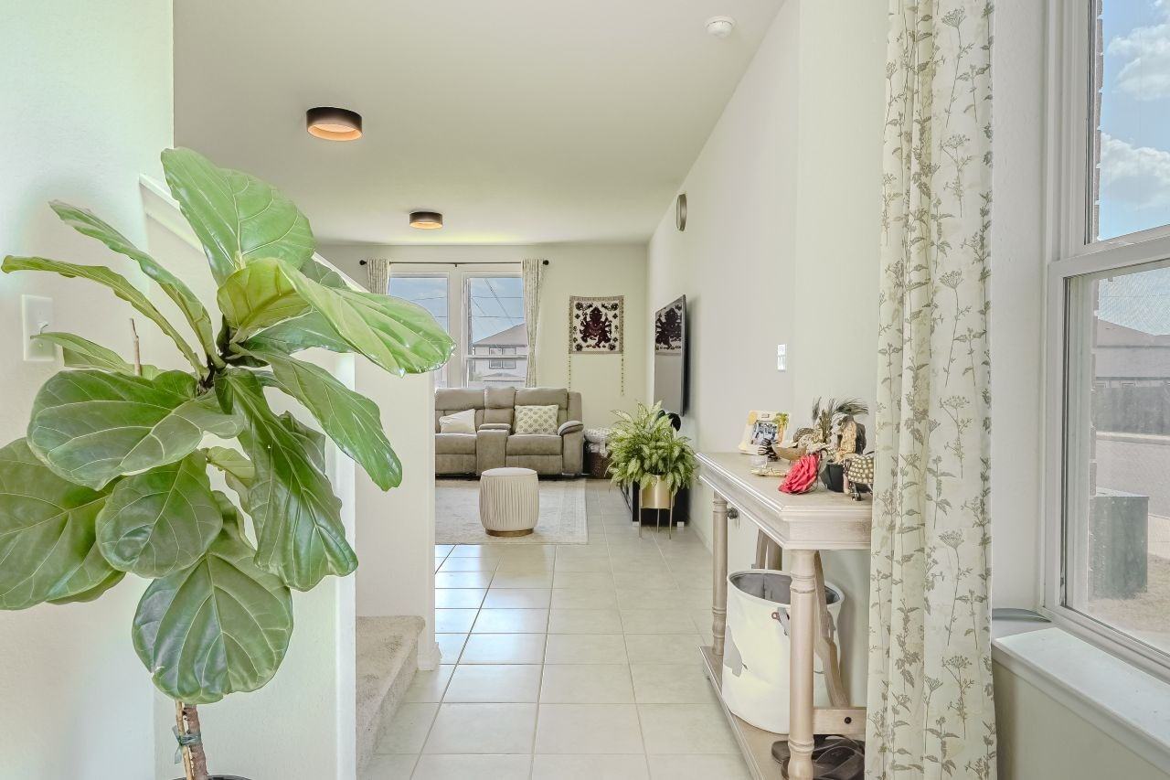 11918 Boots On - Photo 5 of 28