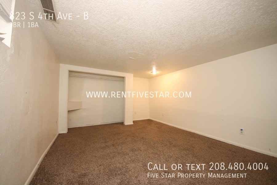 823 S 4th Ave #B - Photo 6 of 10