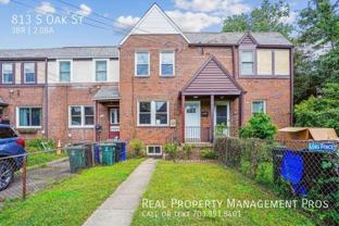 813 S Oak St - Photo 1 of 1