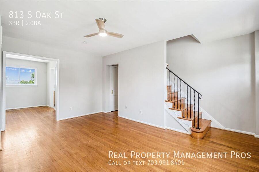 813 S Oak St - Photo 2 of 21