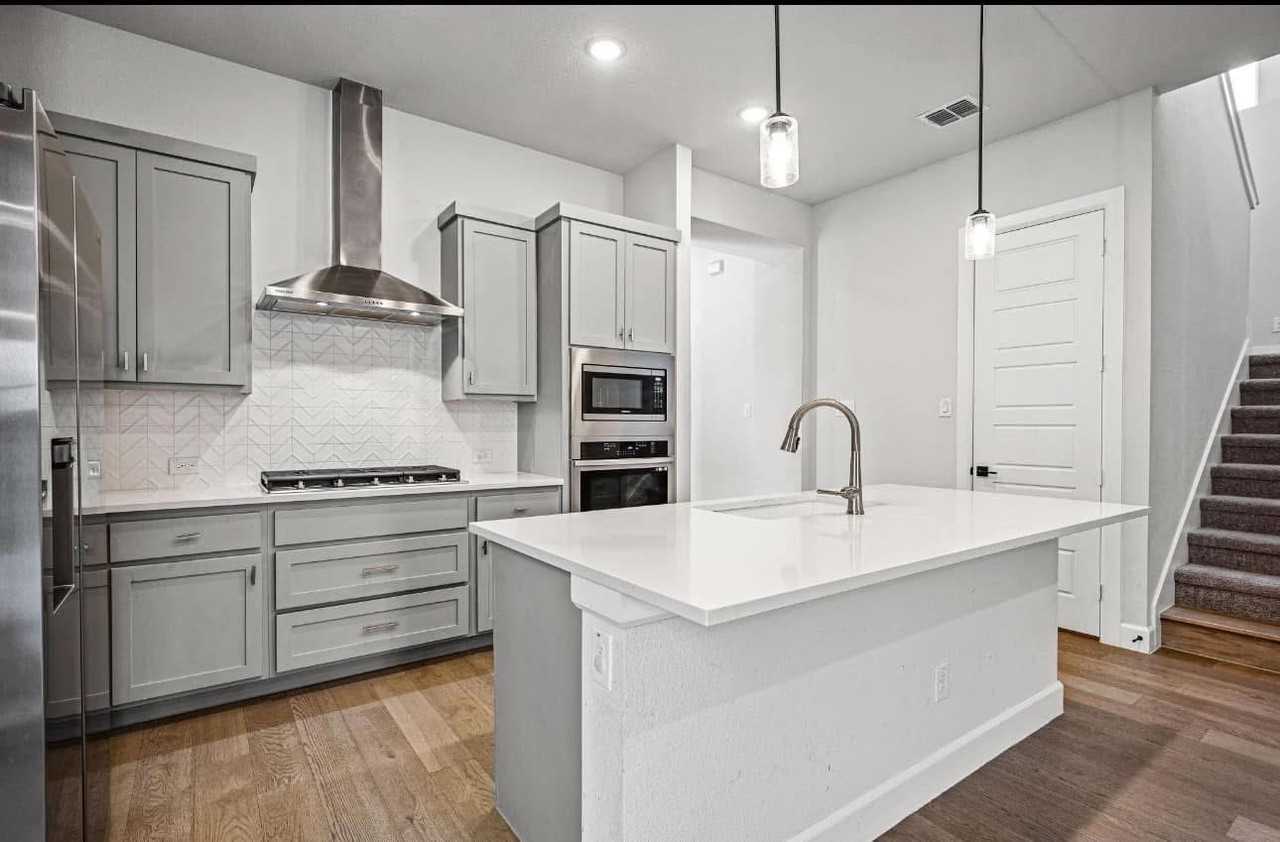 3517 Golden Bell Ct #NA - Photo 2 of 16
