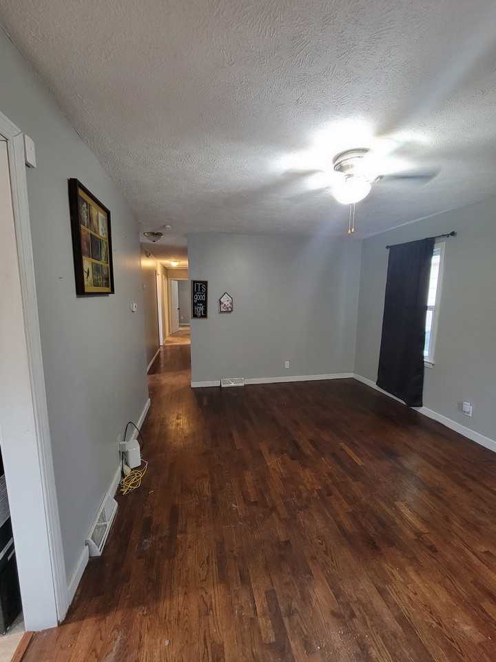 1034 Greenwood Ave #NA - Photo 2 of 20