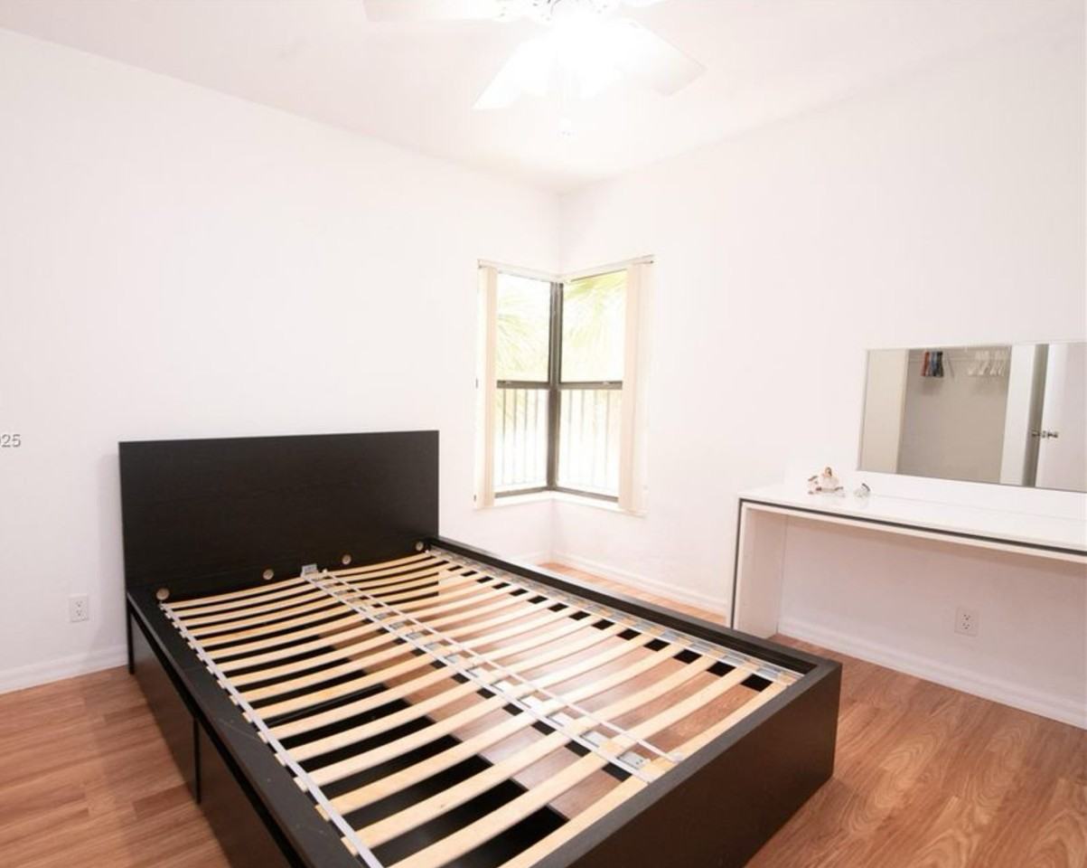 3883 Coral Tree Cir #3883 - Photo 3 of 7