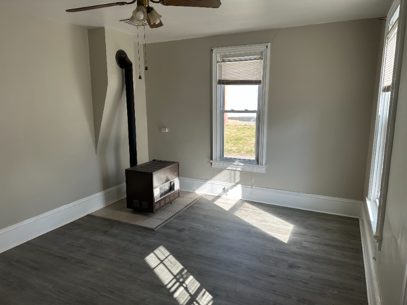 334 Cherry St - Photo 2 of 9