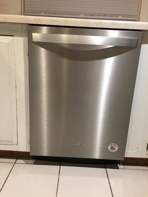 2417 E 3rd St #1 - Photo 6 of 38