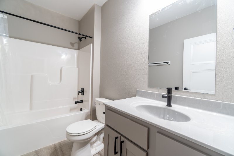 1443 Glenn Pl #1443 - Photo 2 of 8