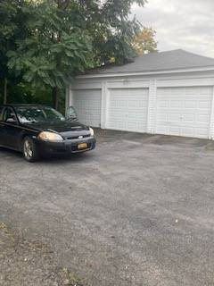215 Rochester St - Photo 2 of 2
