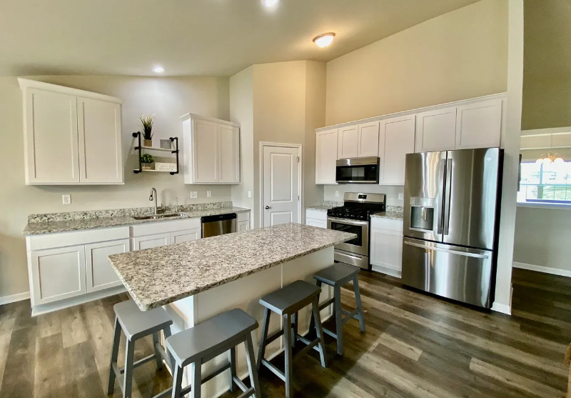 107 Forest Garden Dr - Photo 2 of 12