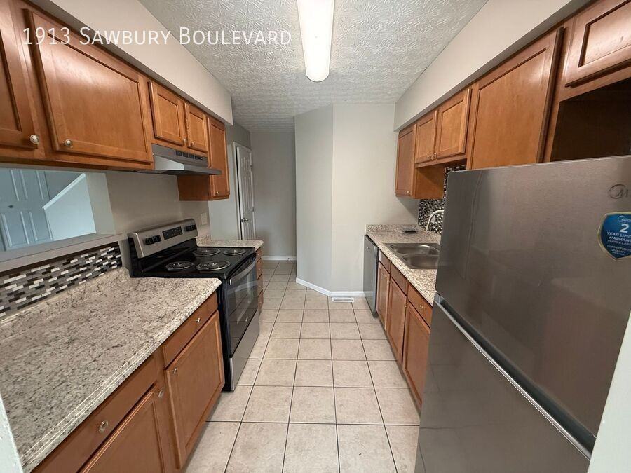 1913 Sawbury Blvd - Photo 3 of 22